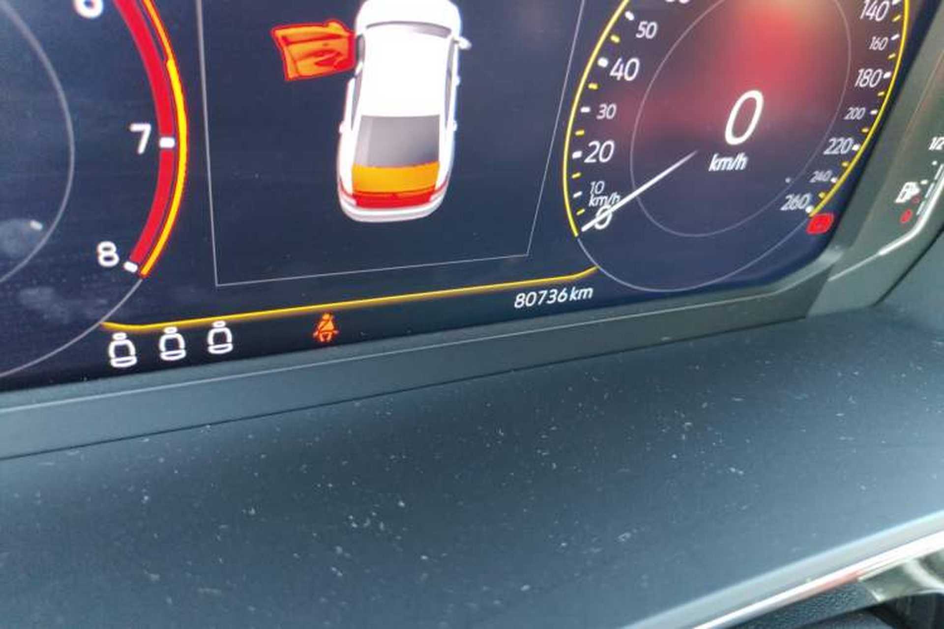 Used Volkswagen Passat 2022 330TSI Elite Edition Odometer Close Up