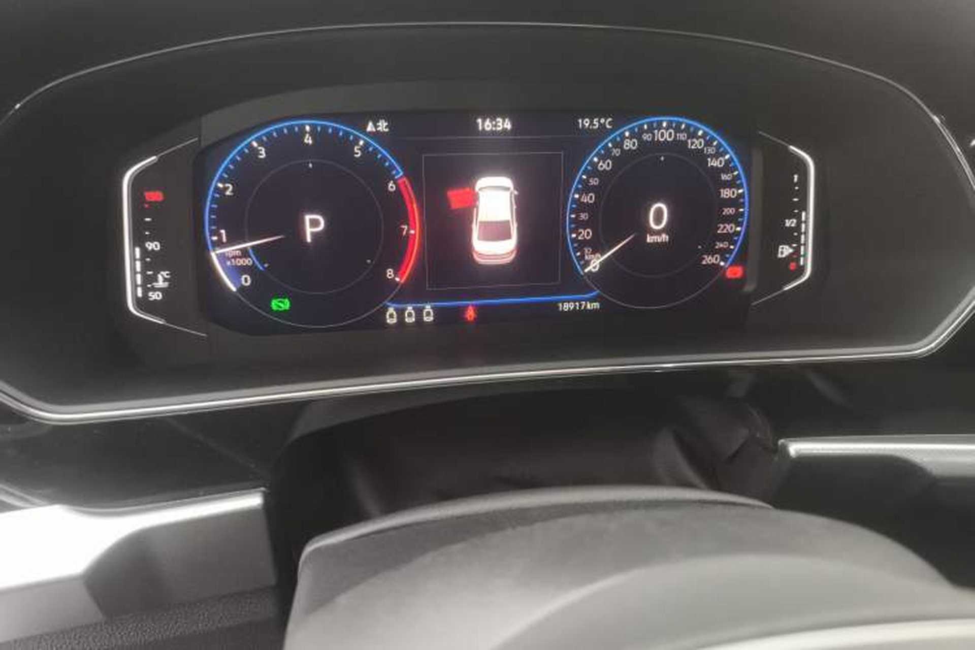 Used Volkswagen Passat 2022 330TSI Luxury Edition Odometer Close Up