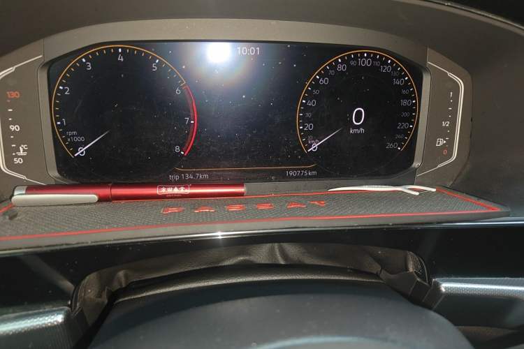 Used Volkswagen Passat 2022 330TSI Elite Edition Odometer Close Up