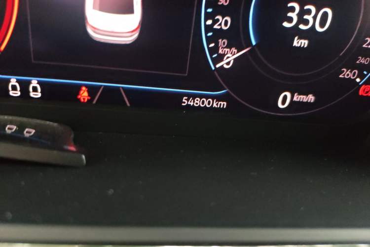 Used Volkswagen Passat 2022 330TSI Starry Luxury Edition Odometer Close Up