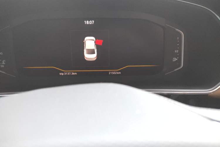 Used Volkswagen Passat 2022 330TSI Starry Elite Edition Odometer Close Up