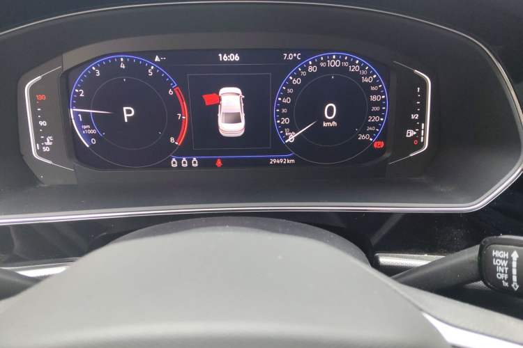 Used Volkswagen Passat 2022 330TSI Starry Luxury Edition Odometer Close Up
