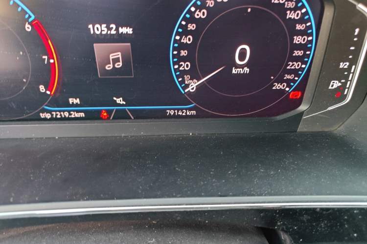 Used Volkswagen Passat 2022 330TSI Starry Luxury Edition Odometer Close Up