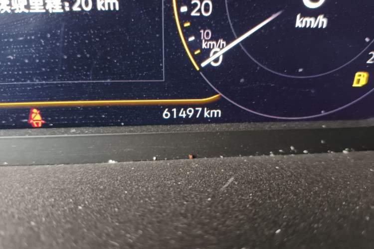 Used Volkswagen Passat 2022 330TSI Elite Edition Odometer Close Up