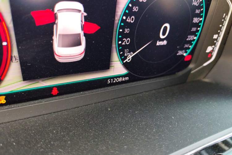 Used Volkswagen Passat 2022 330TSI Luxury Edition Odometer Close Up