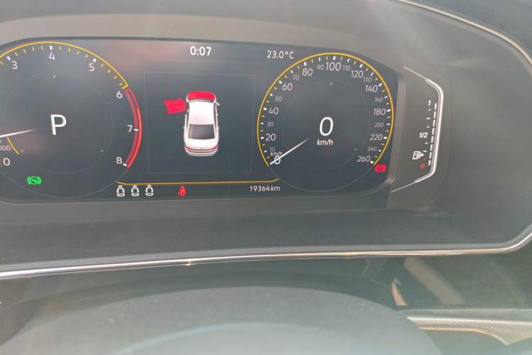 Used Volkswagen Passat 2022 330TSI Elite Edition Odometer Close Up