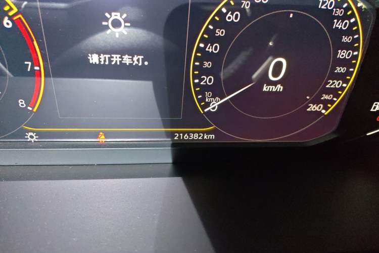 Used Volkswagen Passat 2022 330TSI Starry Elite Edition Odometer Close Up