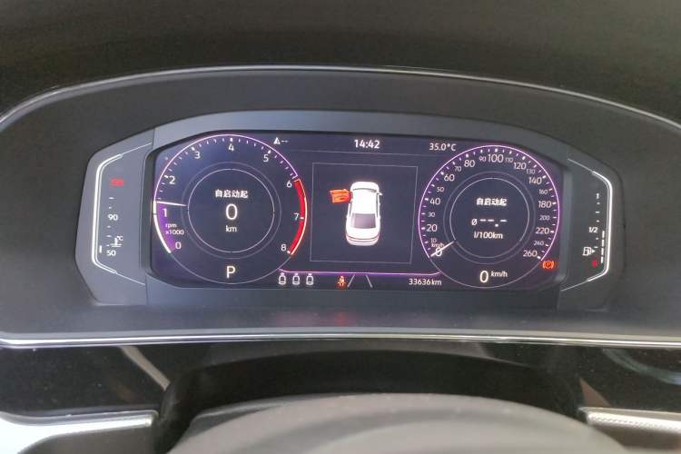 Used Volkswagen Passat 2022 330TSI Starry Luxury Edition Odometer Close Up