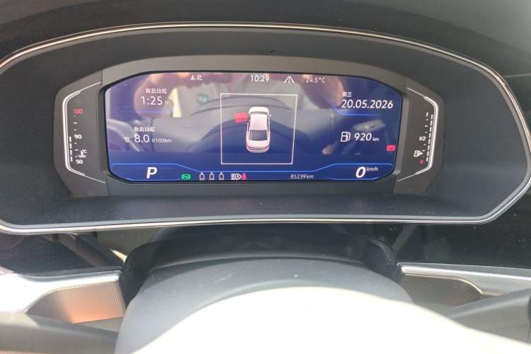 Used Volkswagen Passat 2022 380TSI Flagship Edition Odometer Close Up