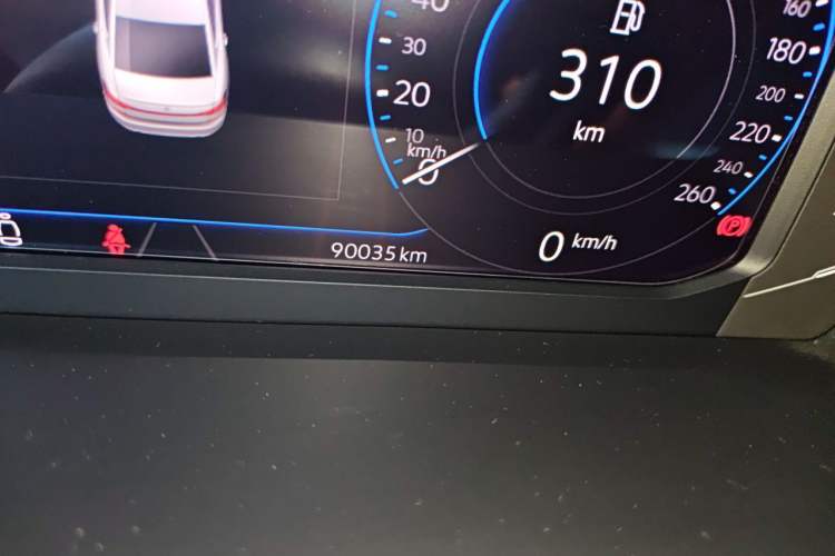 Used Volkswagen Passat 2022 330TSI Luxury Edition Odometer Close Up