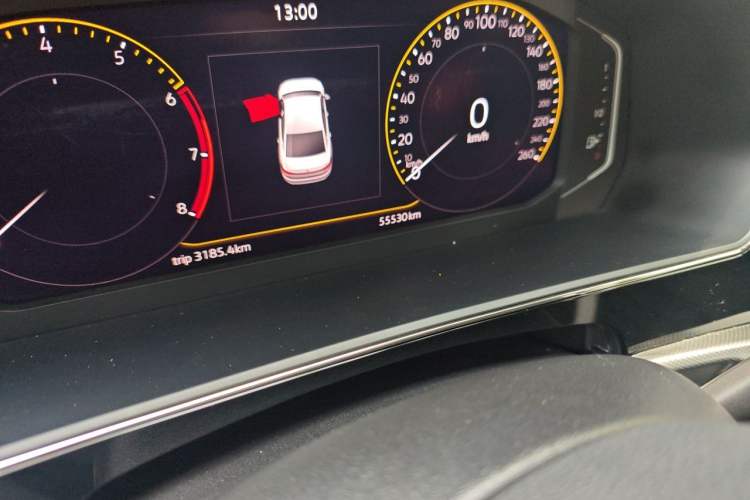 Used Volkswagen Passat 2022 280TSI Elite Edition Odometer Close Up