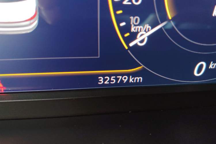 Used Volkswagen Passat 2022 330TSI Starry Elite Edition Odometer Close Up