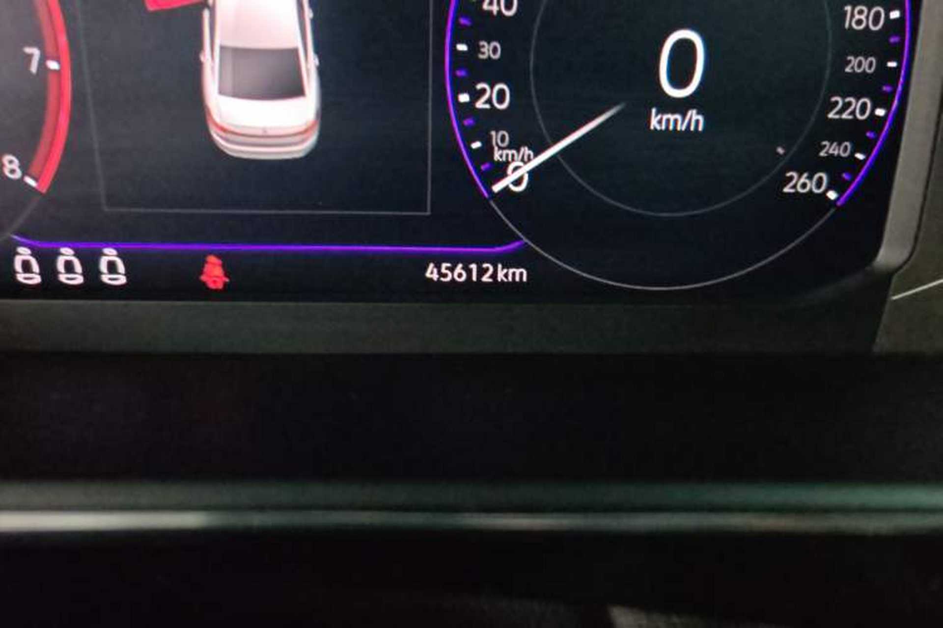 Used Volkswagen Passat 2022 330TSI Elite Edition Custom Version Odometer Close Up
