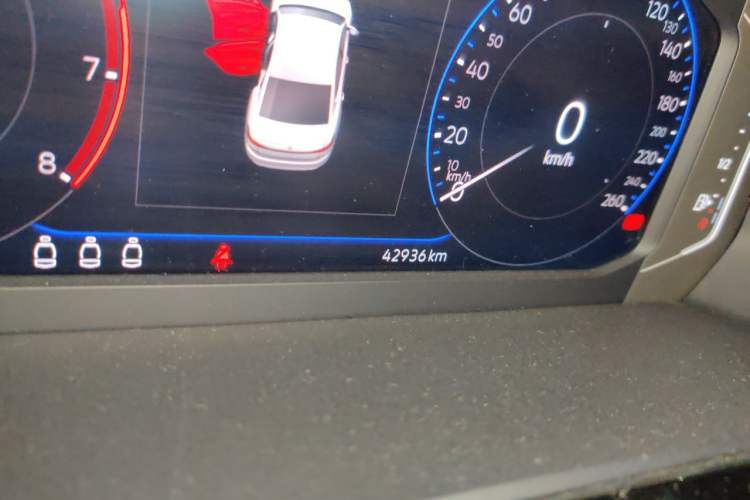 Used Volkswagen Passat 2022 330TSI Starry Elite Edition Odometer Close Up