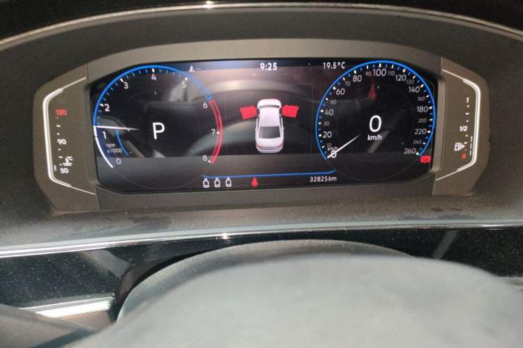 Used Volkswagen Passat 2022 330TSI Starry Luxury Edition Odometer Close Up