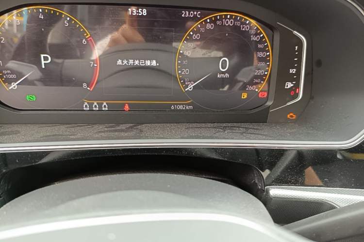 Used Volkswagen Passat 2022 330TSI Starry Elite Edition Odometer Close Up