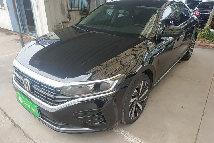 Used Volkswagen Passat 2022 330TSI Luxury Edition Guazi used car, China used car export, Used car for sale, Used Volkswagen cars, Cheapest cars for sale