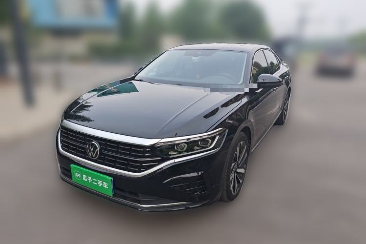 Used Volkswagen Passat 2022 330TSI Luxury Edition Guazi used car, China used car export, Used car for sale, Used  cars, Cheapest cars for sale