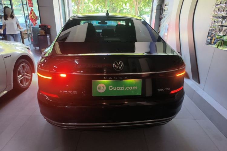 Used Volkswagen Passat 2022 330TSI Luxury Edition Rear