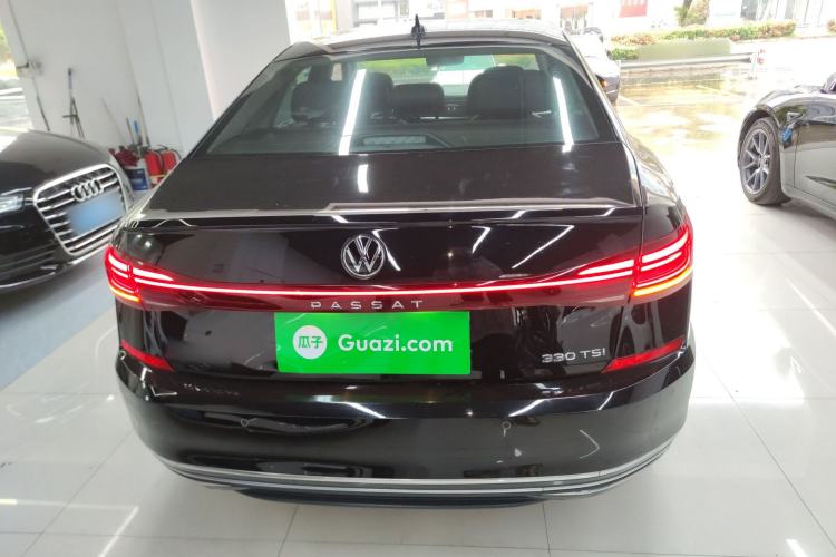 Used Volkswagen Passat 2022 330TSI Luxury Edition Rear