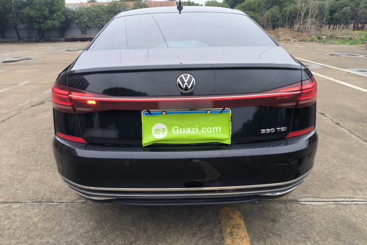 Used Volkswagen Passat 2022 330TSI Luxury Edition Rear