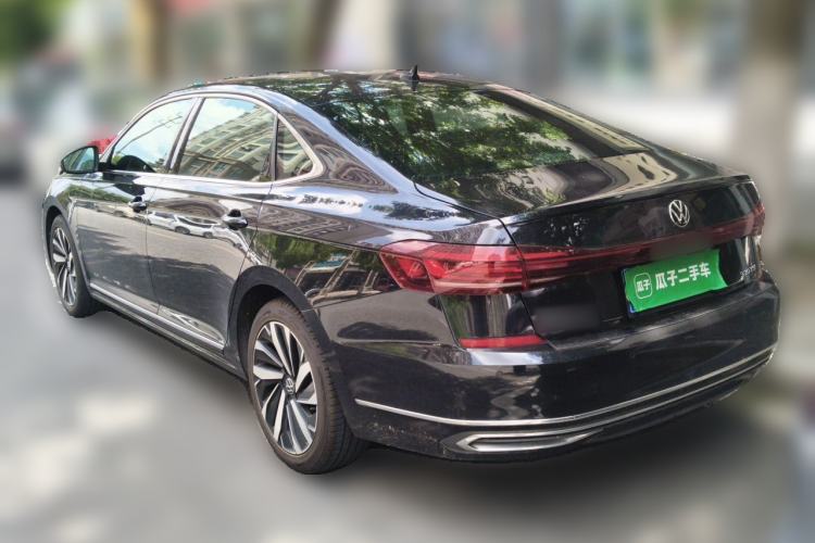 Used Volkswagen Passat 2022 330TSI Starry Elite Edition Rear Left 45 Deg