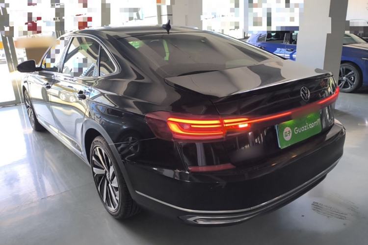 Used Volkswagen Passat 2022 330TSI Starry Elite Edition Rear Left 45 Deg