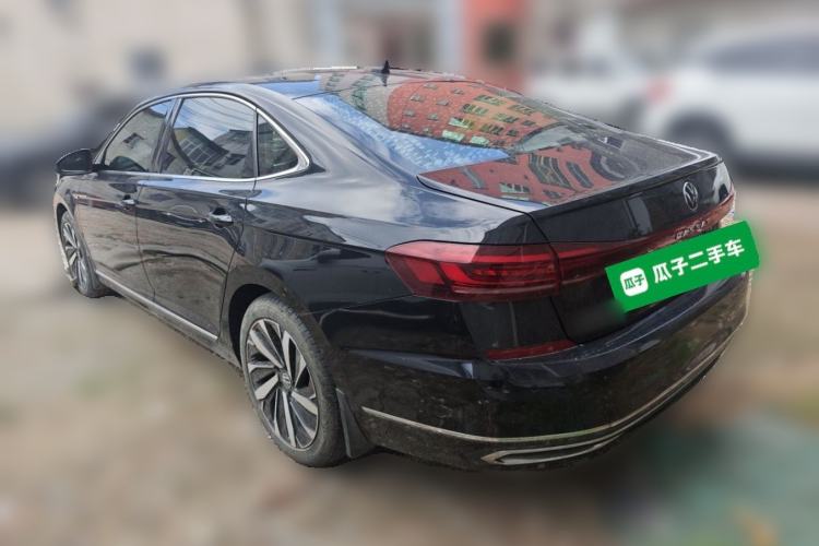 Used Volkswagen Passat 2022 330TSI Starry Elite Edition Rear Left 45 Deg