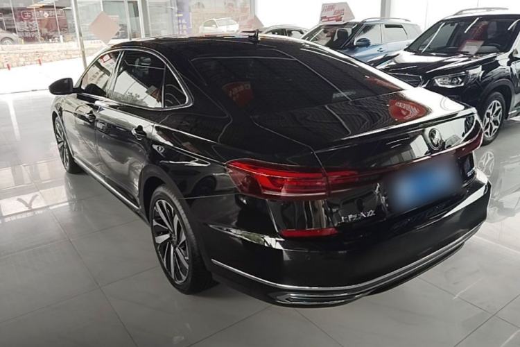 Used Volkswagen Passat 2022 330TSI Starry Elite Edition Rear Left 45 Deg