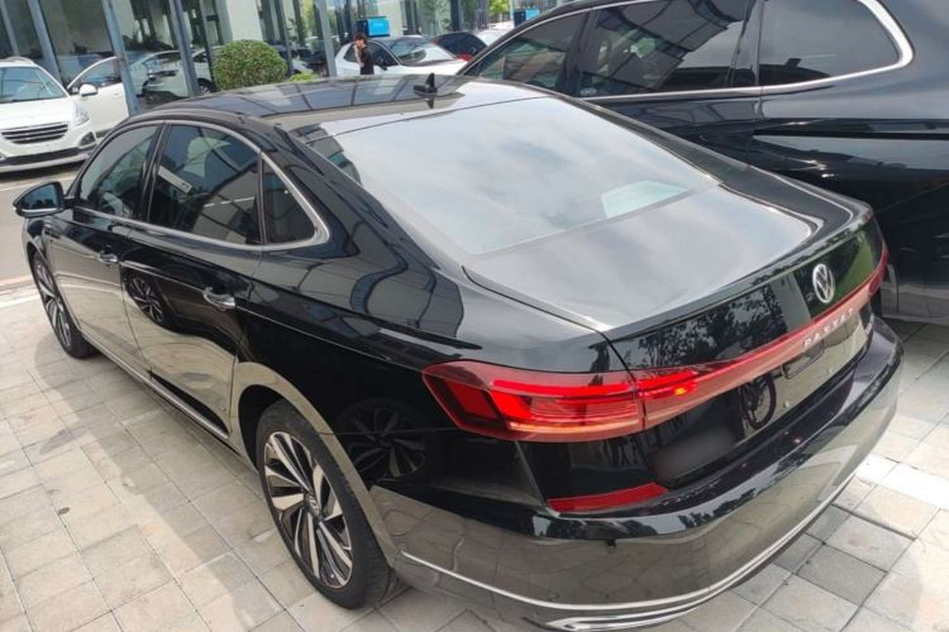 Used Volkswagen Passat 2022 330TSI Luxury Edition Rear Left 45 Deg