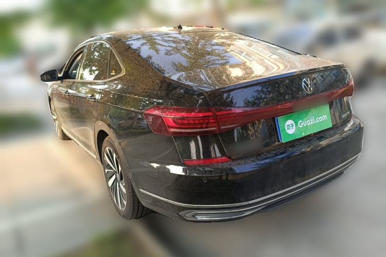 Used Volkswagen Passat 2022 380TSI Flagship Edition Rear Left 45 Deg