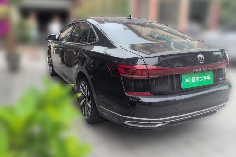 Used Volkswagen Passat 2022 330TSI Luxury Edition Rear Left 45 Deg