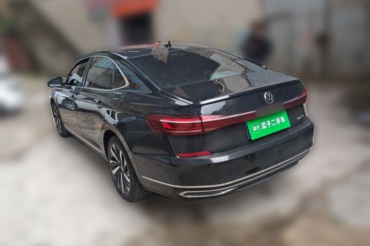 Used Volkswagen Passat 2022 330TSI Starry Luxury Edition Rear Left 45 Deg