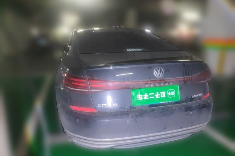 Used Volkswagen Passat 2022 330TSI Starry Luxury Edition Rear Left 45 Deg