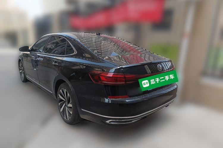 Used Volkswagen Passat 2022 330TSI Starry Luxury Edition Rear Left 45 Deg