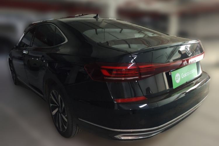 Used Volkswagen Passat 2022 330TSI Luxury Edition Rear Left 45 Deg