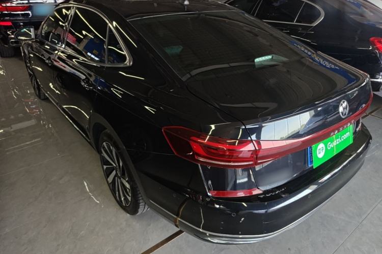 Used Volkswagen Passat 2022 380TSI Flagship Edition Rear Left 45 Deg