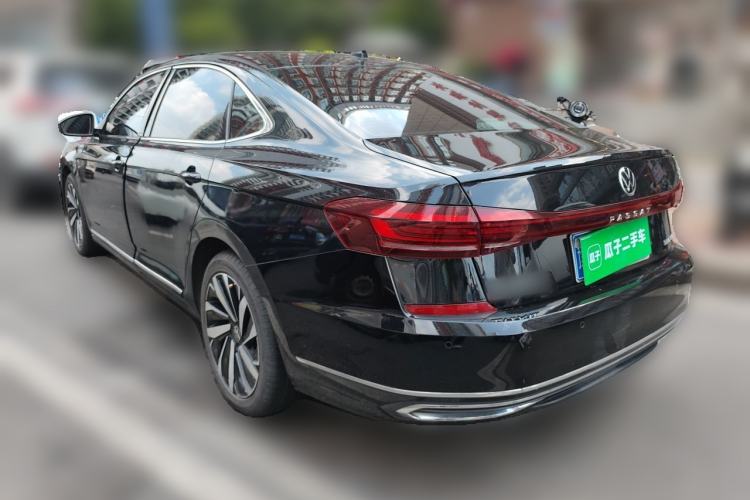 Used Volkswagen Passat 2022 330TSI Starry Elite Edition Rear Left 45 Deg