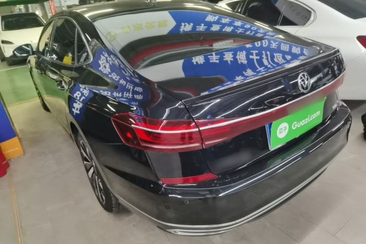 Used Volkswagen Passat 2022 330TSI Starry Luxury Edition Rear Left 45 Deg