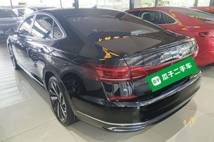 Used Volkswagen Passat 2022 330TSI Starry Luxury Edition Rear Left 45 Deg