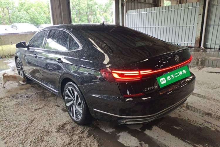 Used Volkswagen Passat 2022 330TSI Starry Elite Edition Rear Left 45 Deg