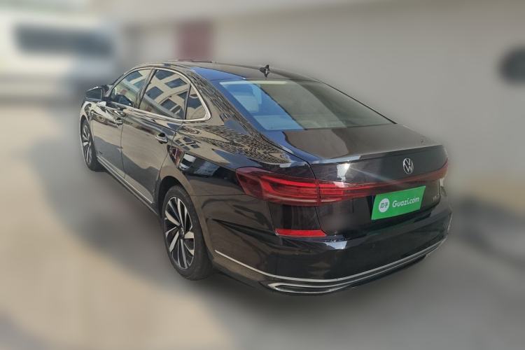 Used Volkswagen Passat 2022 330TSI Starry Elite Edition Rear Left 45 Deg