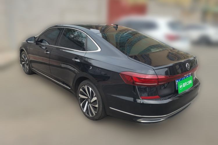 Used Volkswagen Passat 2022 330TSI Starry Luxury Edition Rear Left 45 Deg