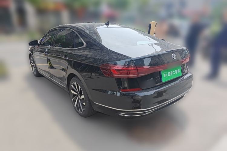 Used Volkswagen Passat 2022 330TSI Starry Luxury Edition Rear Left 45 Deg