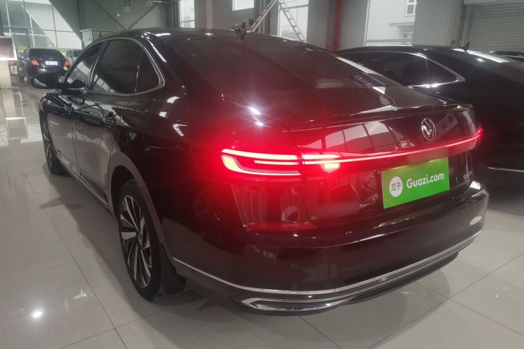 Used Volkswagen Passat 2022 330TSI Luxury Edition Rear Left 45 Deg