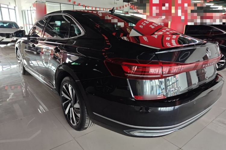 Used Volkswagen Passat 2022 330TSI Elite Edition Custom Version Rear Left 45 Deg