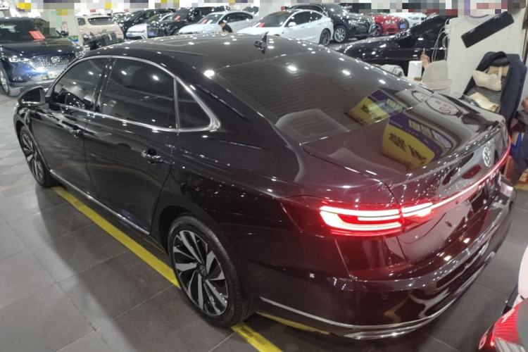 Used Volkswagen Passat 2022 330TSI Elite Edition Rear Left 45 Deg