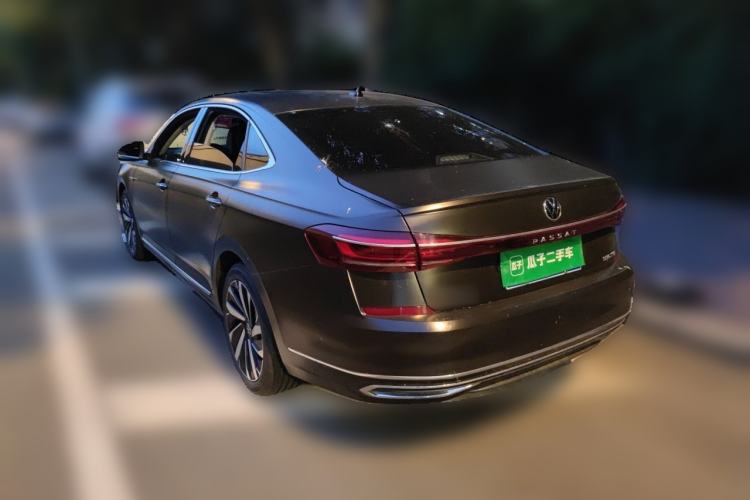 Used Volkswagen Passat 2022 330TSI Luxury Edition Rear Left 45 Deg