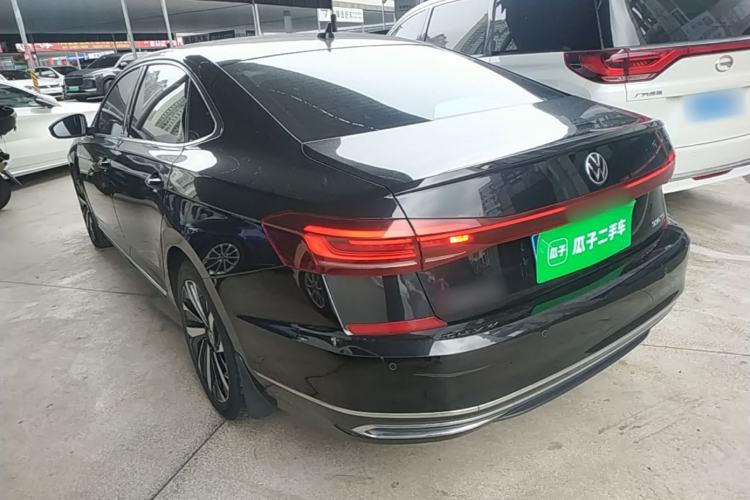 Used Volkswagen Passat 2022 330TSI Starry Elite Edition Rear Left 45 Deg