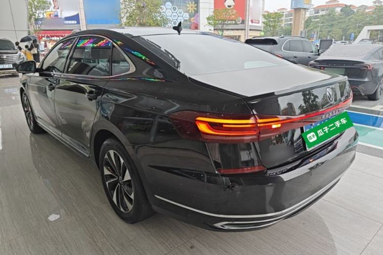 Used Volkswagen Passat 2022 330TSI Starry Elite Edition Custom Version Rear Left 45 Deg